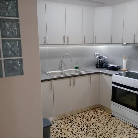 Epidavros Center * Epidaurus